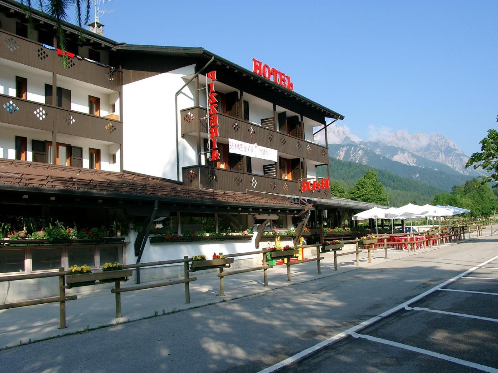 Hotel Davost Forni di Sopra Εξωτερικό φωτογραφία