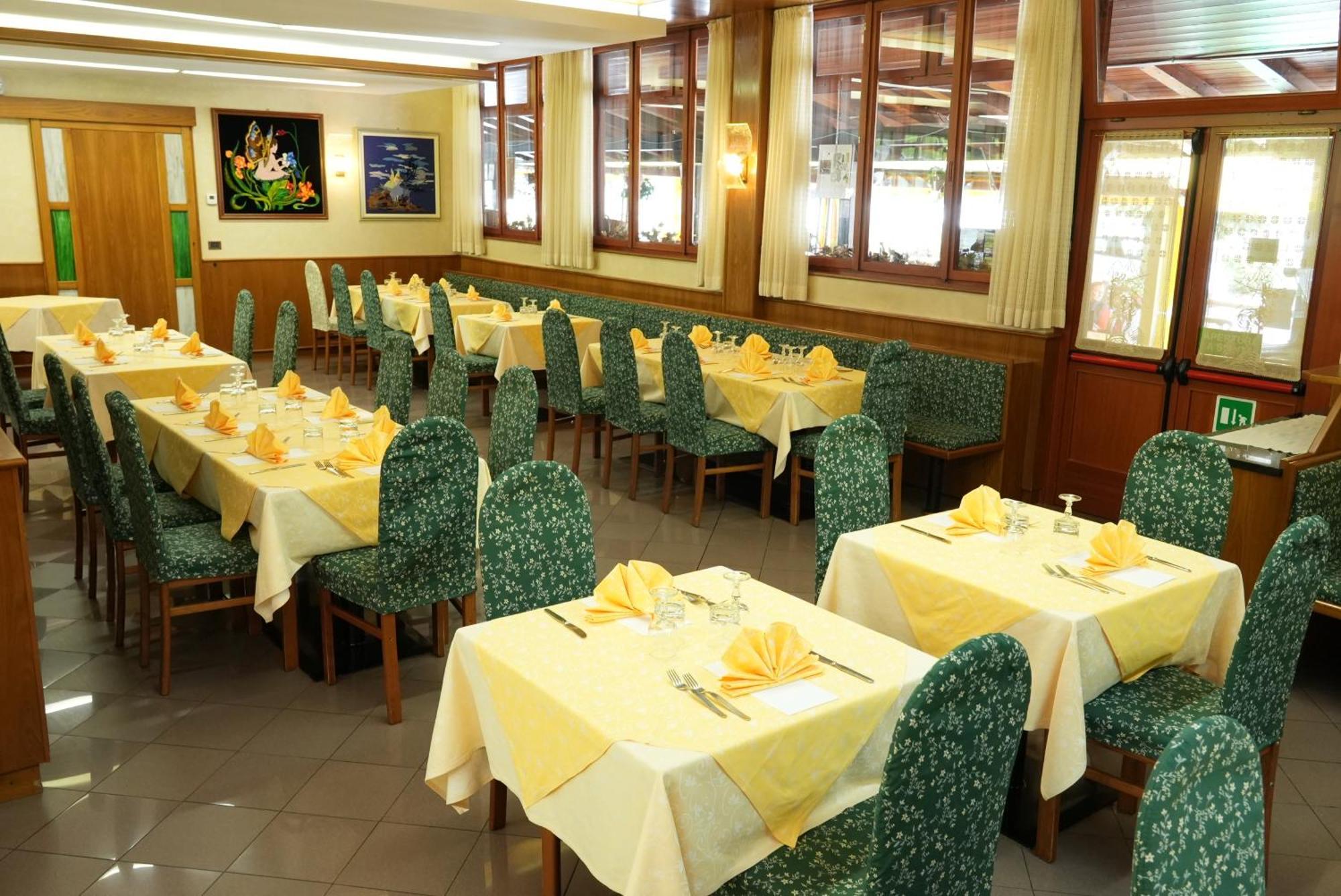Hotel Davost Forni di Sopra Εξωτερικό φωτογραφία