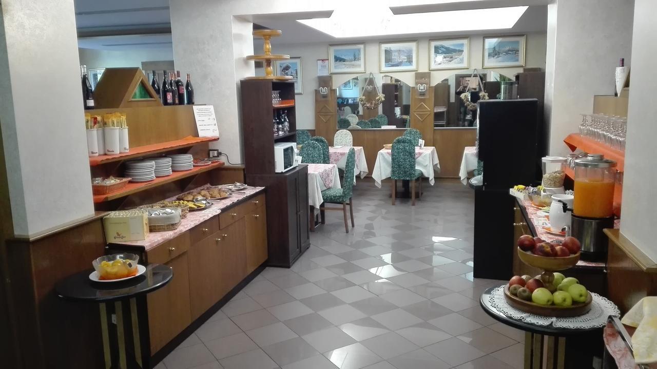 Hotel Davost Forni di Sopra Εξωτερικό φωτογραφία